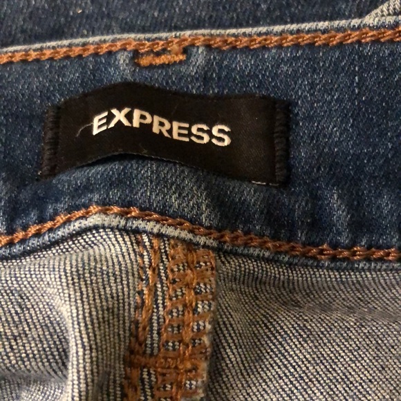 Express jeans button fly. Size 2 short. - Picture 11 of 14